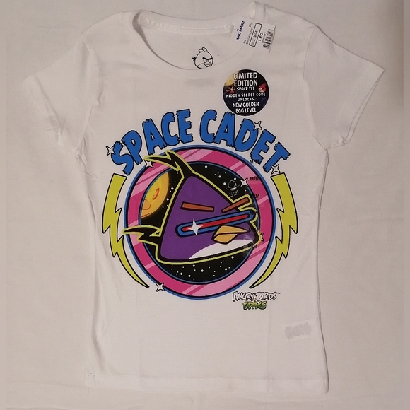 🔥SALE🔥Angry Birds Space Cadet Girls T-shirt NWT Sz S (7-8), M (10-12),L(14-16) - Picture 1 of 5